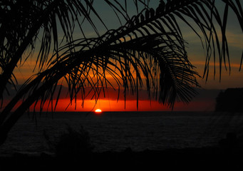 手动挡汽车换挡正确的步骤是-