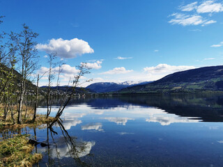 活塞连杆组包括哪些零件？