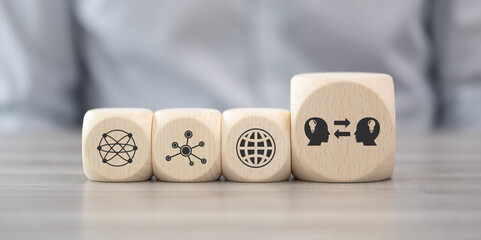 林肯和雷诺的车标